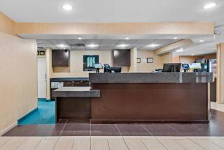 MainStay Suites Appleton Airport - Fox River Mall Area - 5
