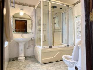 The ritz villa Nuwaraeliya - 2