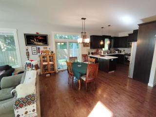 Evergreen House - 9