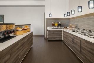 Doubletree by Hilton, Leominster - 1