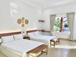Studio in quite villa with Pool - 8