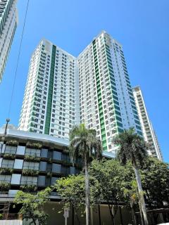 1815T4 Solinea Resort Condo Unit near Ayala Center Cebu - 8