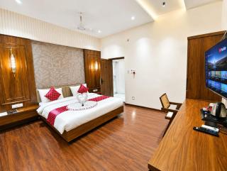 Lotus feet inn - Varanasi - 5