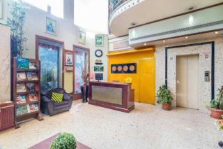 Collection O Magadi Road Metro Station - 4