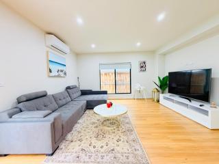 Haven Suite, Private Ensuite,Shared Luxury Home - 0