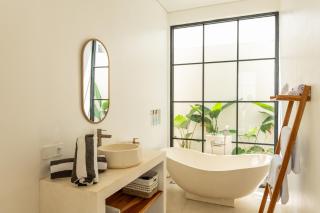 Danny Villa - 1BR Enclosed Pool Villa Ubud - 2