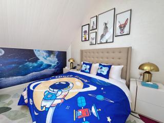 NARADA Resort Shanghai Hotel Disney Store - 7