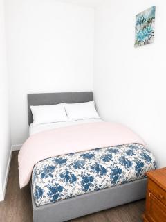 Modern 2BR Croydon Sleeps 7 Near Station - 9