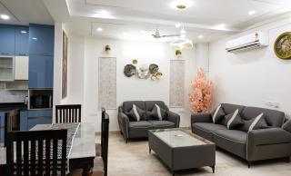 The Cozy Circuit - 1