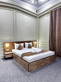 Sweet Art Hotel - 2