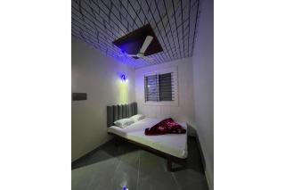 Hotel Shree Siddhi Vinayak - 8