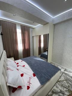 Elit Bilding Centr Pavarot - 0