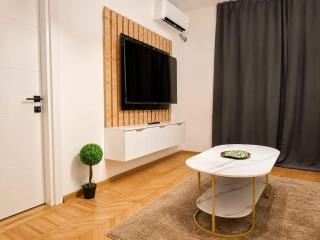 Ultracentral Parliament Area Apartment 2BR - 6