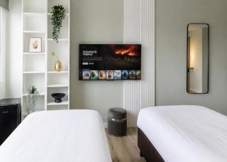 Raamsdonksveer stay for 2, near top attractions - 7
