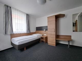 Hotel zur Post - 0