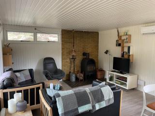 Cosy Little Cottage In The Woods At Dueodde - 4