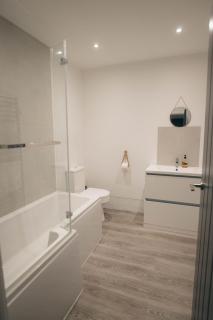 Beach Court, Treaddur Bay Apartments by Guestz - 8
