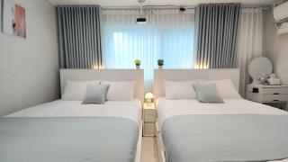 On&On Stay ㅡ Hongdae, Gyeongbokgung, Sinchon - 9