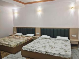 Shree Guest House Gorakhpur - 8