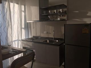 Modern 1BR Condo near BTS On Nut with Pool, Gym & Habito Mall - 8