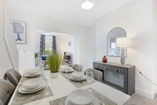 NEW! Spacious 4BR in Sidney - 9
