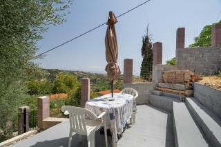 Giannis Mountain House - 9
