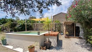Maison coeur de village 250 m2 piscine clim - 0