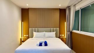 Time Out Beachfront Suites - 9