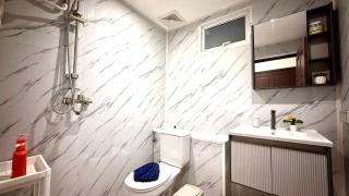 Time Out Beachfront Suites - 4