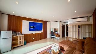 Time Out Beachfront Suites - 1