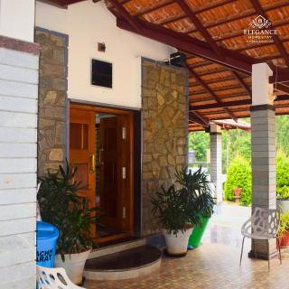 Elegance Homestay - 2