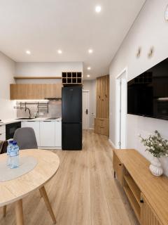 High-Floor 1BR Apartment, Beach 350m - 5