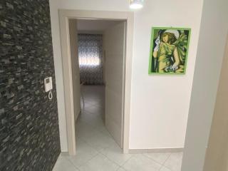 Interno C - 4