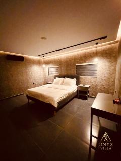 Onyx Villa - 2