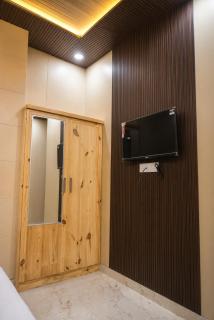 The Pearl Hotel Rampur - 8