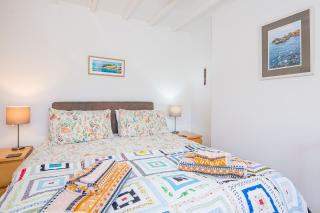 Weavers Cottage - 1