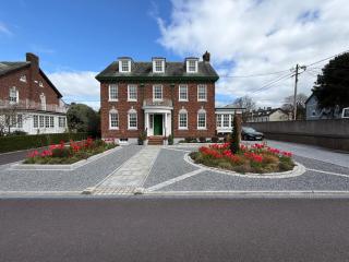 Historic American Garden City Home in Cork - 5