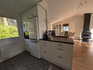 Family-friendly house with proximity to lake and forest - 5