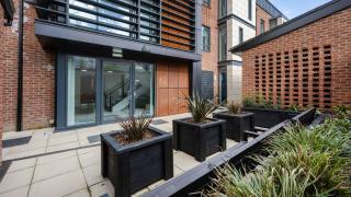 Waterloo House Near the University of York - 3