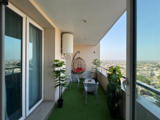 Gold Crest Luxury Hotel Apartments With City Views -DHA PHASE 4 Lahore - 6