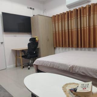 Separate 2 Bedroom house with swimming pool - 4