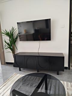 Vibrant pearl Kilimani 1br with extra room - 9