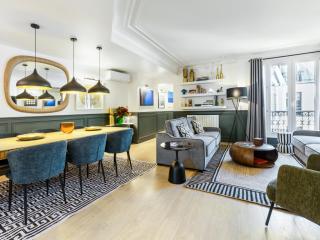 LivinParis - Luxury AC 3 Bedrooms Opera II - 1