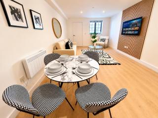 Beach Mews - Cove - Walk to Town and Beach - One Bedroom Apartment - Sleeps 3 - 4