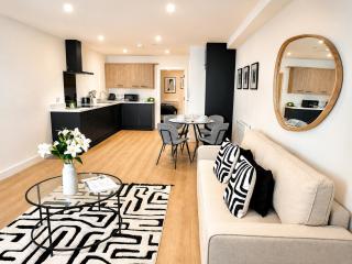 Beach Mews - Cove - Walk to Town and Beach - One Bedroom Apartment - Sleeps 3 - 2