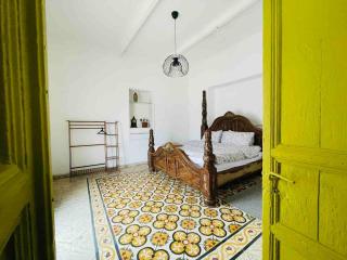Timeless 1927 Authentic Jabal Amman Stay - 3