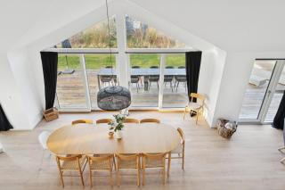 Modern Holiday Home With Annex And 10 Beds - 4