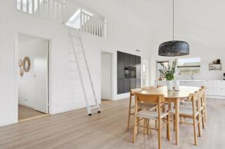 Modern Holiday Home With Annex And 10 Beds - 3