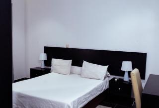 Liana Patrícia Suites - 0