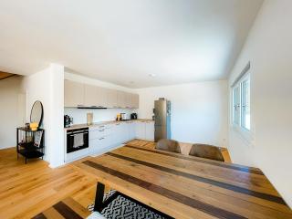 3S Holiday Home - 8